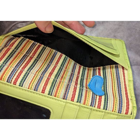 Brighton Vintage Lime Leather Wallet - Picture 7 of 9